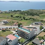 奥卡维尔玛尔就对岸